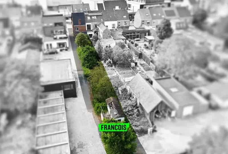 Renovatiepand te Waregem: 2 slaapkamers, tuin en garage