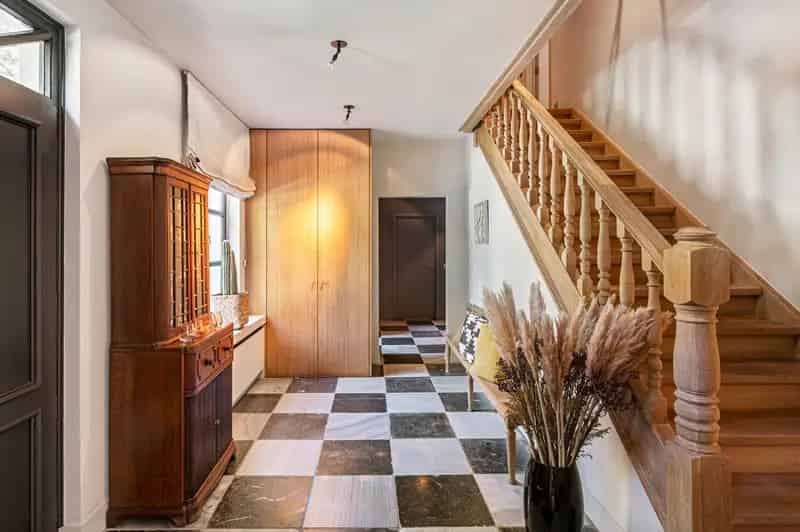 Huis te koop Itegem: Luxe villa met zwembad en 4 slaapkamers