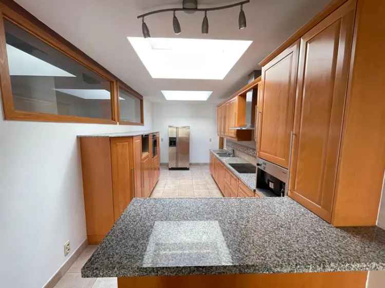 Triplex Appartement te Koop Oude Stad