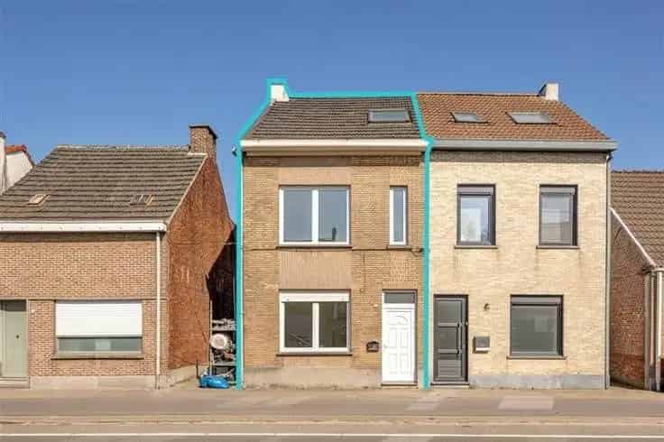 Huis Te Koop Kapellen: Instapklare Eengezinswoning Grote Tuin