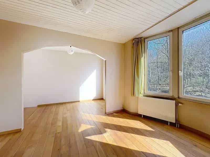 1 Slaapkamer Appartement te Moderniseren Nabij Dudenpark Vorst