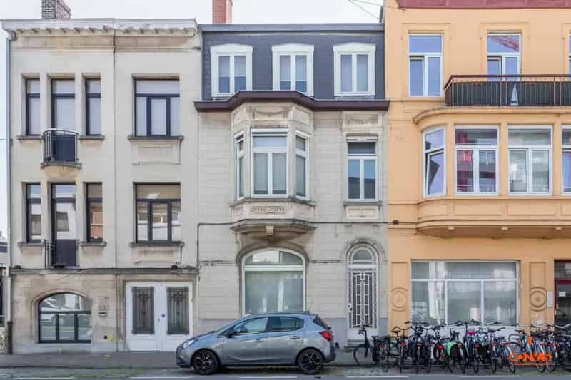 Herenhuis te huur Gent: Authentiek met Tuin nabij Miljoenenkwartier