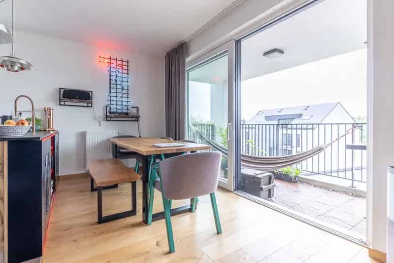 Uitzonderlijk 3 Slaapkamer Appartement Arlon