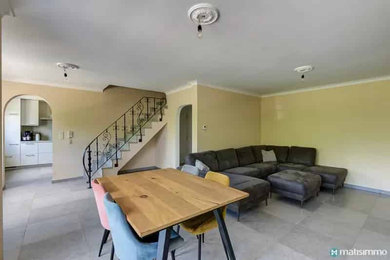 Ruim Duplexappartement 3 Slaapkamers Genk