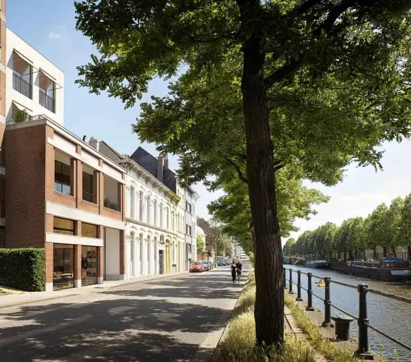 Exclusief Penthouse te Huur met Uitzicht over Water
