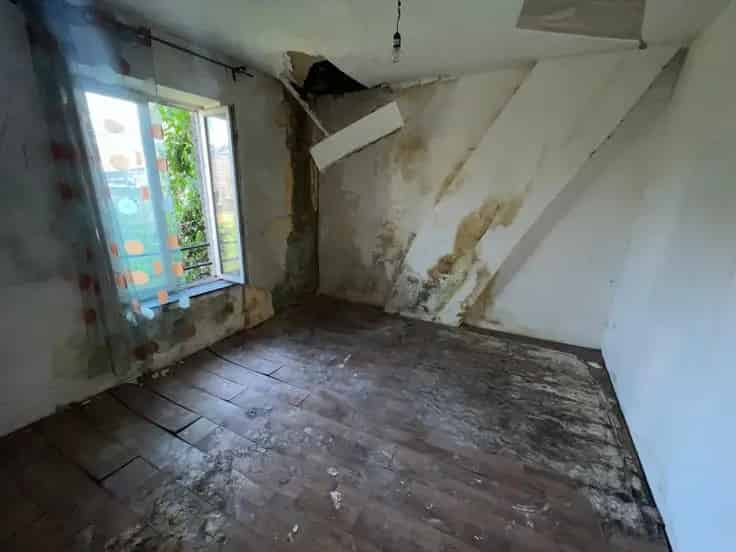 Appartementsblok Te Koop 3 Woningen