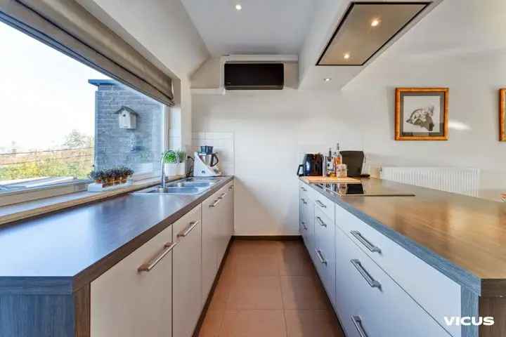 Te koop duplex appartement met vier slaapkamers in Kortemark