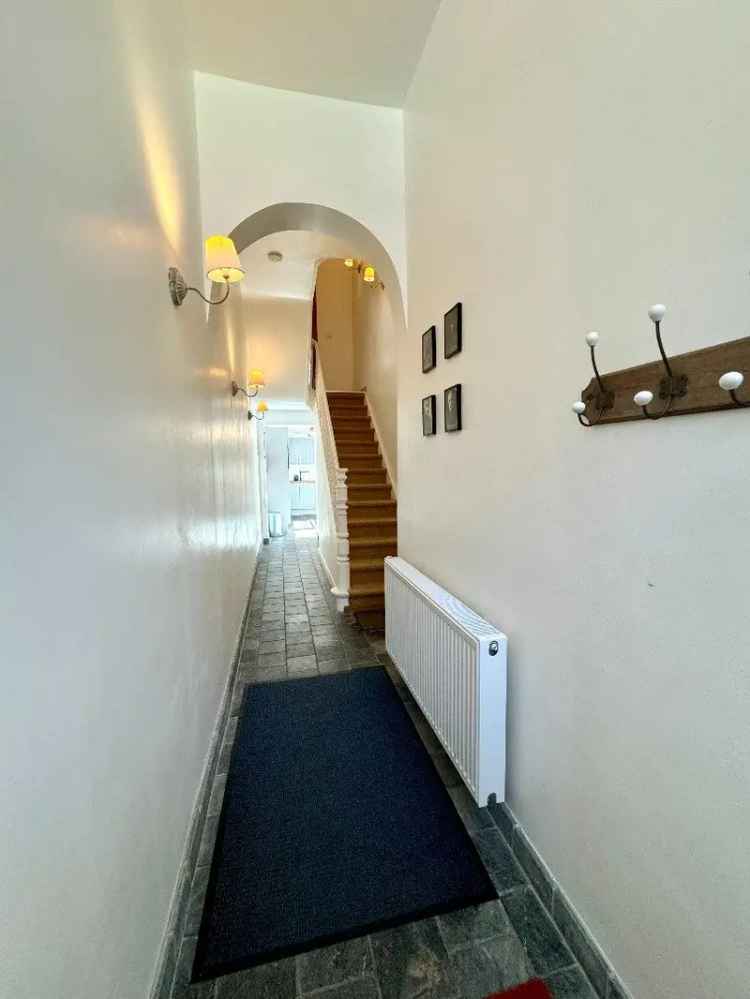 LUXE (VAKANTIE)WONING MET 4 SLAAPKAMERS EN ZONNIGE STADSKOER (35M²)