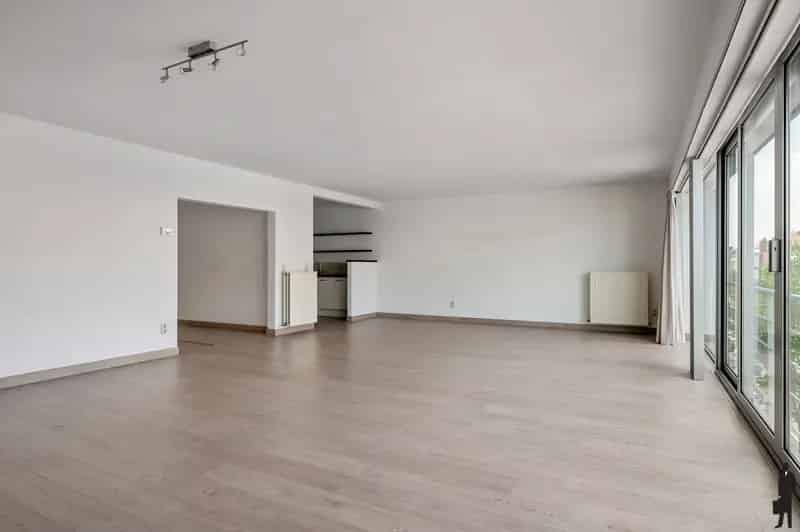 Appartement te huur Brasschaat 2 slaapkamers 2 badkamers terras