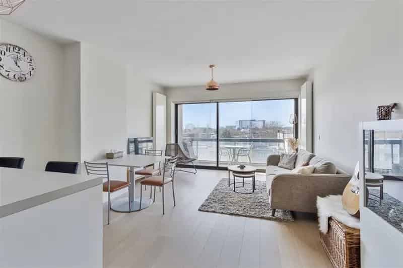 Te Koop: Trendy 2 Slaapkamer Appartement Pulhof