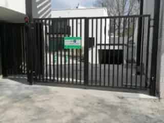 Parking te Huur Laken - Beveiligd Nabij Openbaar Vervoer
