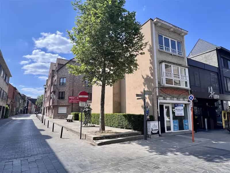 Halve Losbouw Handelswoning 4 Slaapkamers