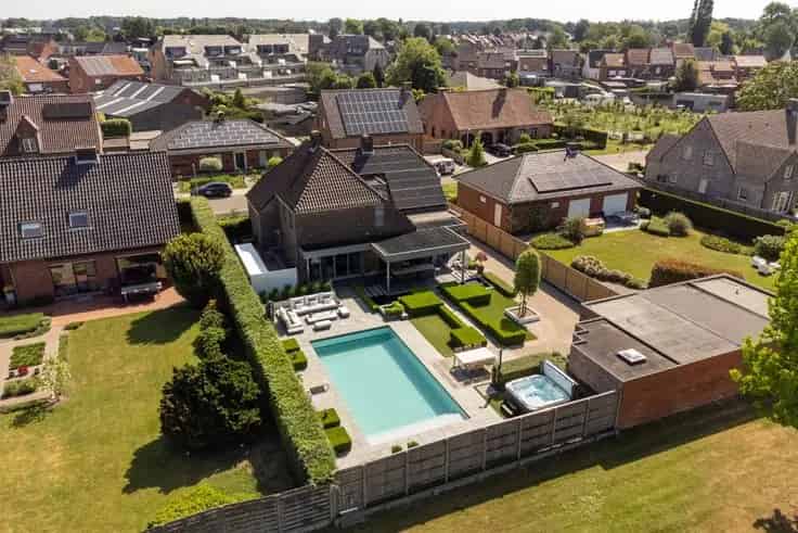Luxe Villa Te Koop - 4 slaapkamers - Zwembad - Zonnepanelen