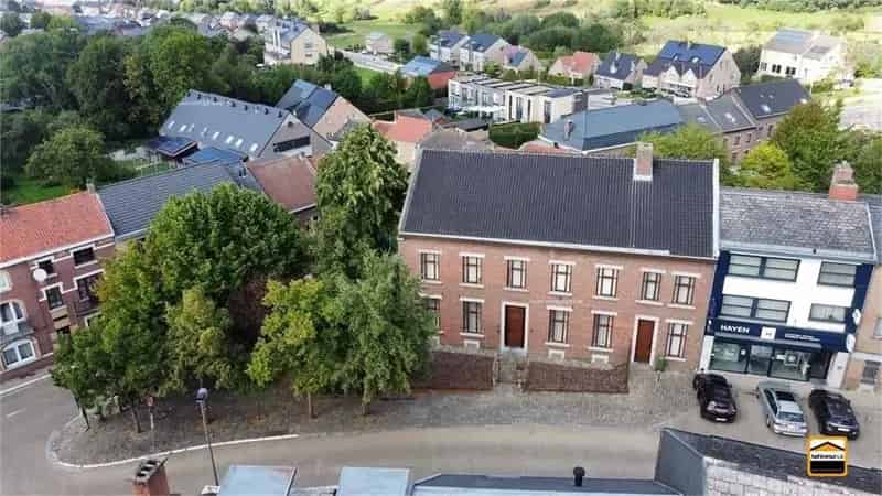 Herenhuis te koop Borgloon 6 slaapkamers B&B potentieel