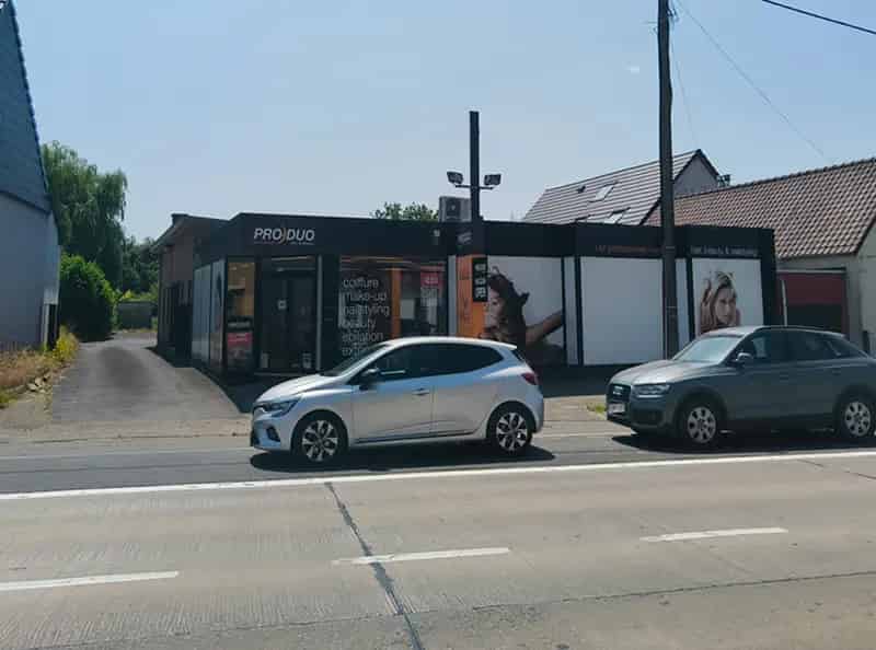 Investeren Showroom Opslagruimte 290m2 Huis te Huur