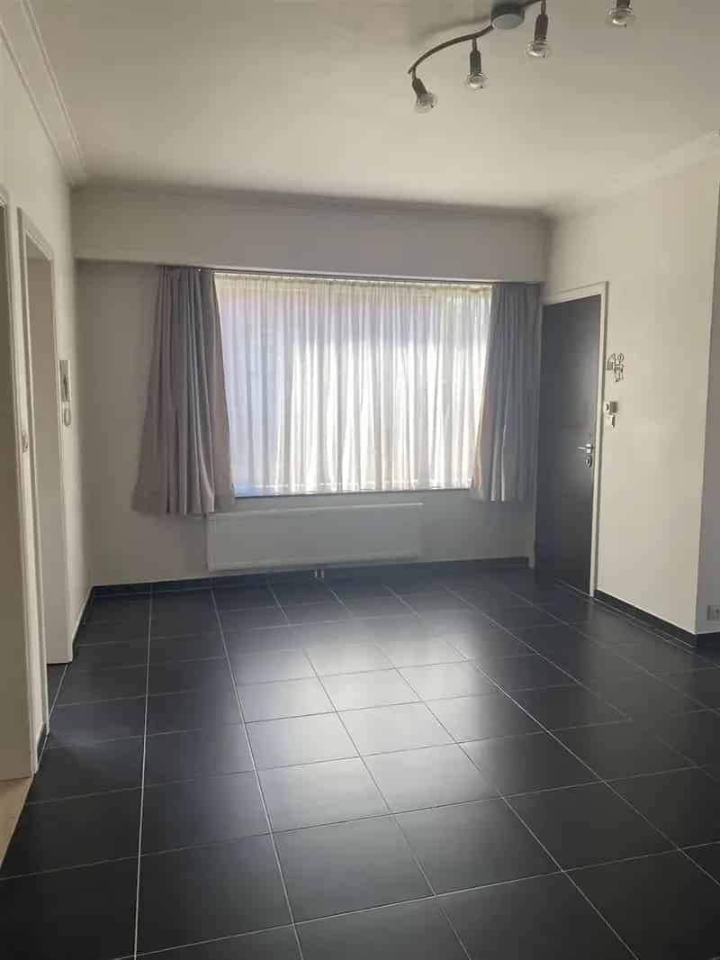 Gelijkvloersappartement te huur 2 slaapkamers Garage Rustige straat