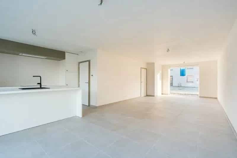 Instapklare Nieuwbouwwoning Roeselare Zonnige Tuin