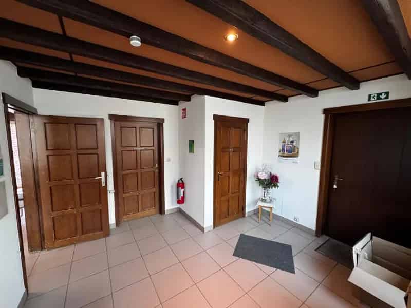 Kantoor te huur Lendelede 143m²