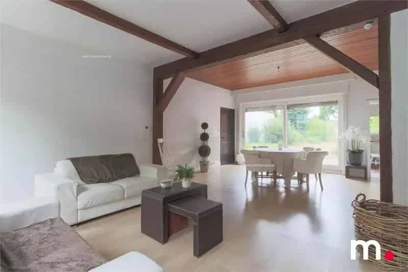 Huis te koop Wevelgem: Twee woningen, centraal gelegen
