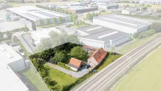 Ruime woning met 4 slpks en grote tuin op 1.825m²!