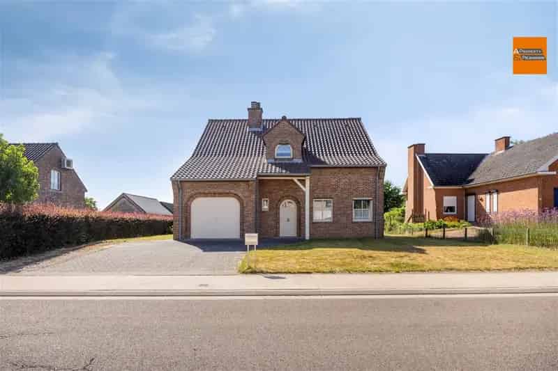 Ruime Villa te Koop met Prachtig Veldzicht