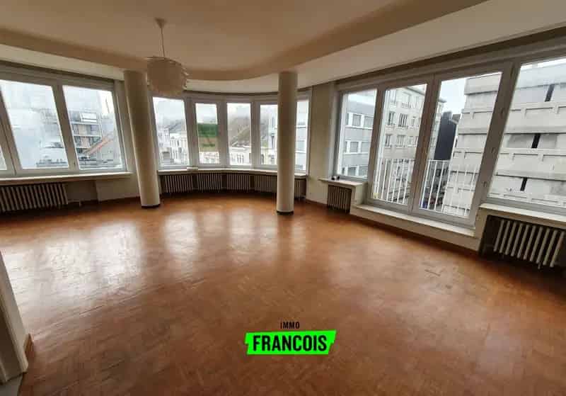 2 Slaapkamers Appartement Oostende Centrum Nabij Strand