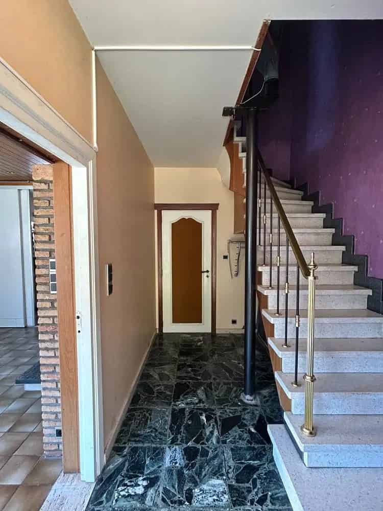 Te renoveren woning 5 slaapkamers Wijgmaal