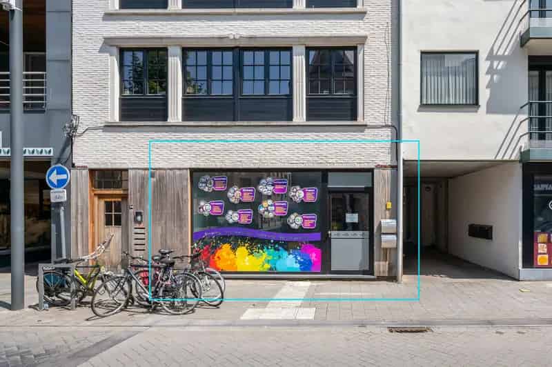 Ruime Gelijkvloerse Handelsruimte Turnhout