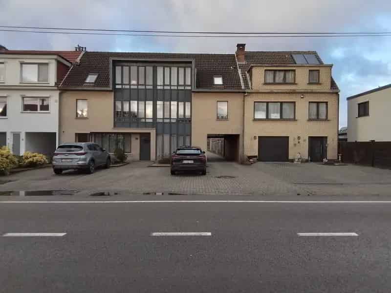 Appartement te huur 2 slaapkamers tuin garage parking