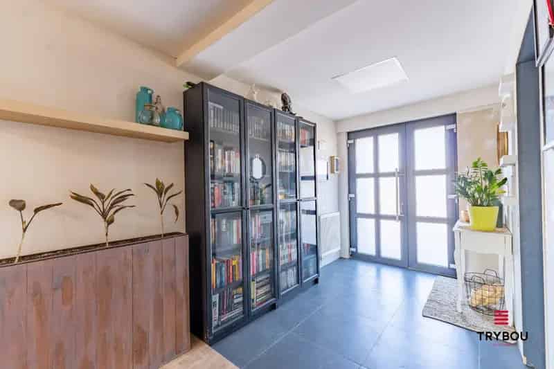 Instapklare woning 2 slaapkamers garage tuin