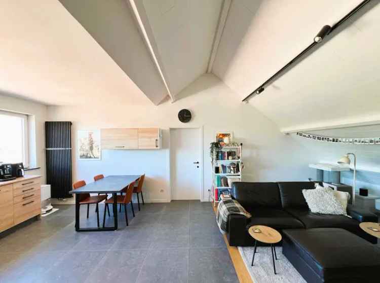 Appartement te huur Hasselt - gerenoveerd met terras en garage