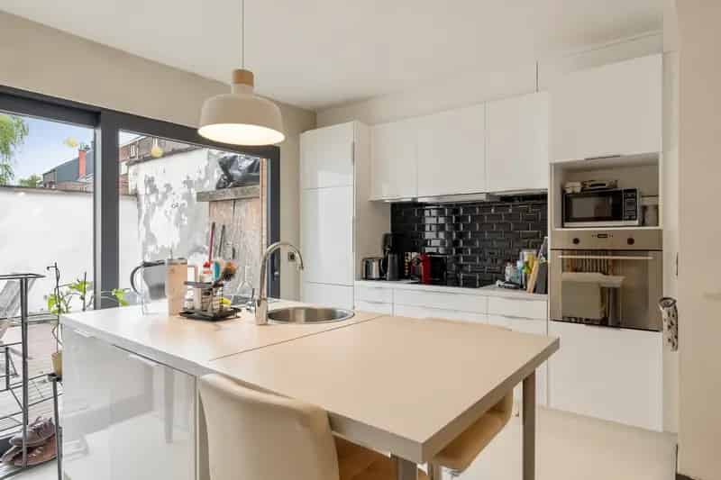 Gerenoveerde woning nabij station Leuven 2 slaapkamers