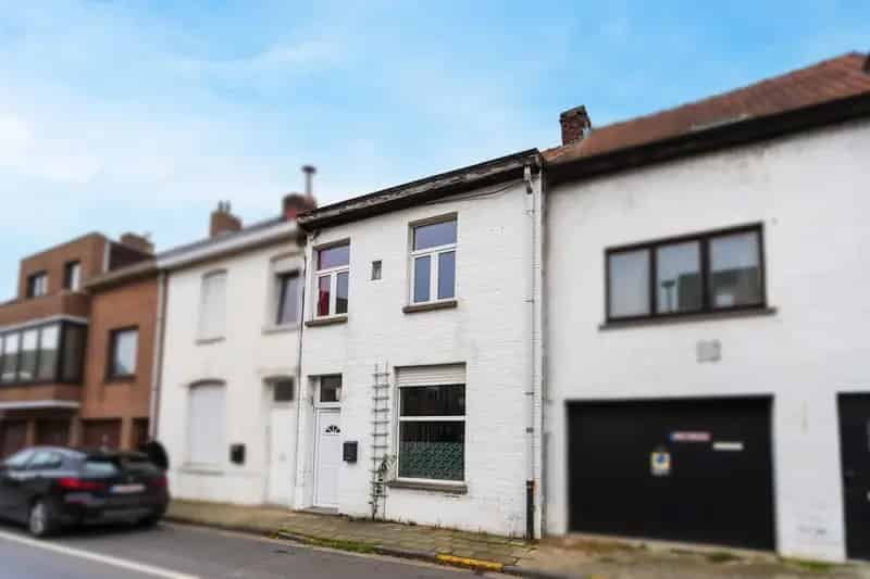 Huis te renoveren in centrum Kuurne
