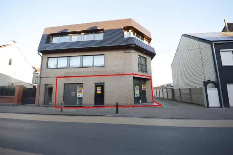 Instapklare Praktijk 422m2 12 Parkings