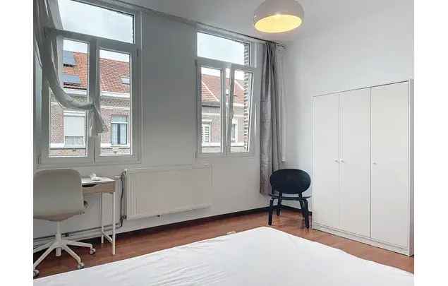 Huur 4 slaapkamer huis van 125 m² in Antwerp