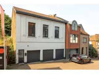 Huis te koop Aarschot - Bel-etage met 3 garages en tuin
