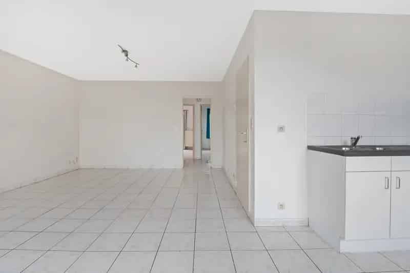 Appartement te koop 2 slaapkamers terras kleinschalig gebouw
