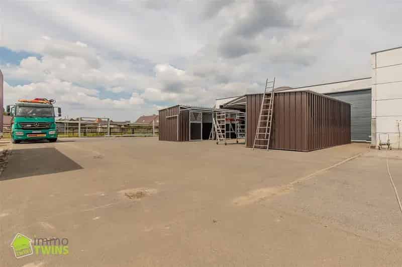 Magazijn Buitenruimte te Huur Lokeren Toplocatie