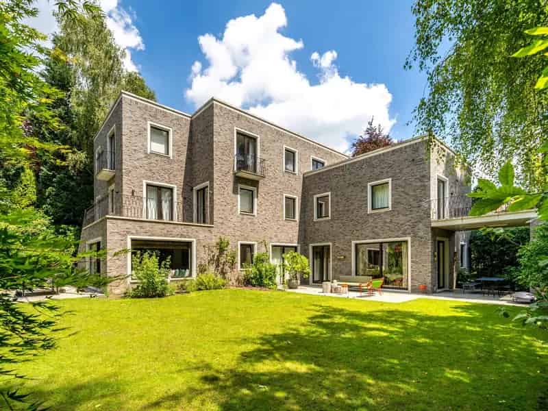 Huis te koop Ukkel Sterrenwacht 6 slaapkamers 627m² tuin
