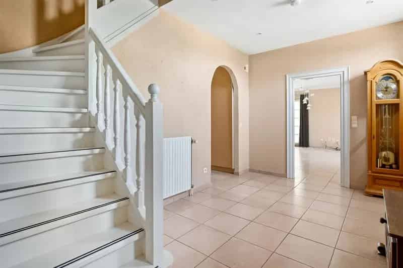 Ruime Villa 6 slaapkamers Zwembad Arendonk