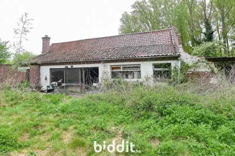 Te renoveren hoevewoning in landelijke omgeving