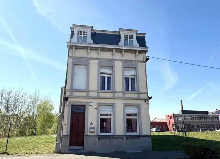 Grote Burgerwoning 4 Slaapkamers Stadstuin Te Huur