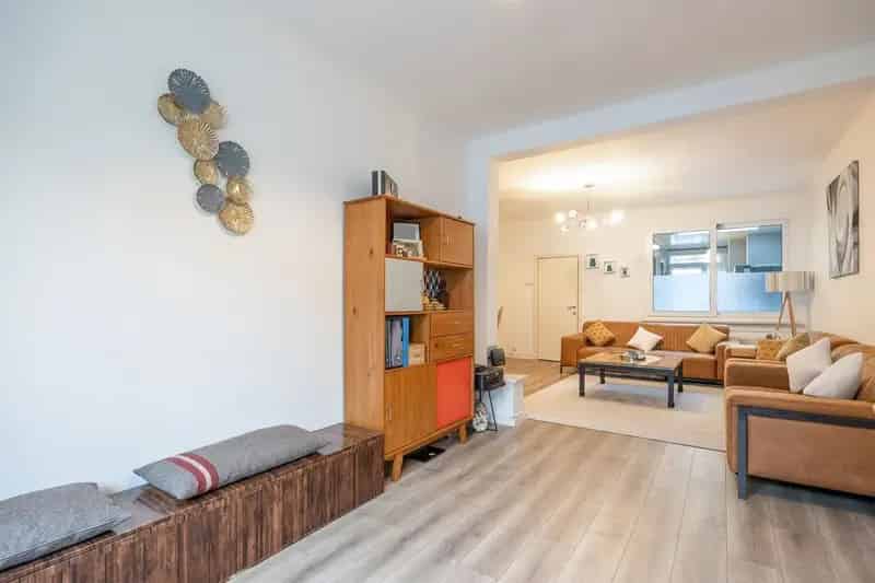 Gezinswoning te Merksem - 3 slaapkamers - Rustige ligging