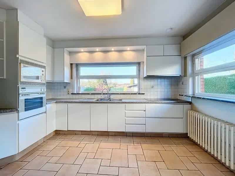 Ruime Eengezinswoning Garage Tuin 1604m2