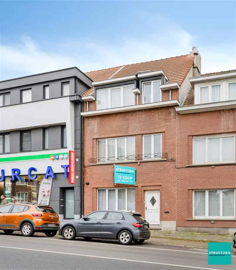 Te Huur: Ruime 5 Slaapkamers Familiewoning Wemmel