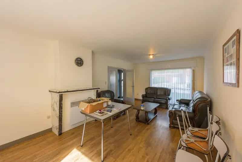 Huis te huur Deerlijk: gerenoveerde woning met 3 slaapkamers en garage