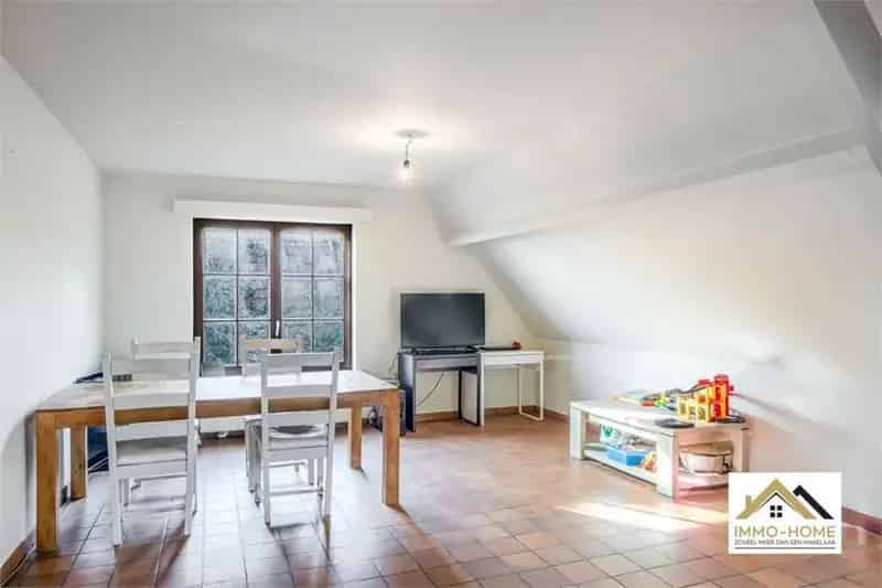 Huis te koop Lokeren: 3 slaapkamers, grote tuin, 2 appartementen