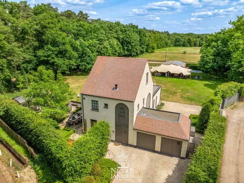 Exclusieve Karaktervolle Villa Volledige Aanbod