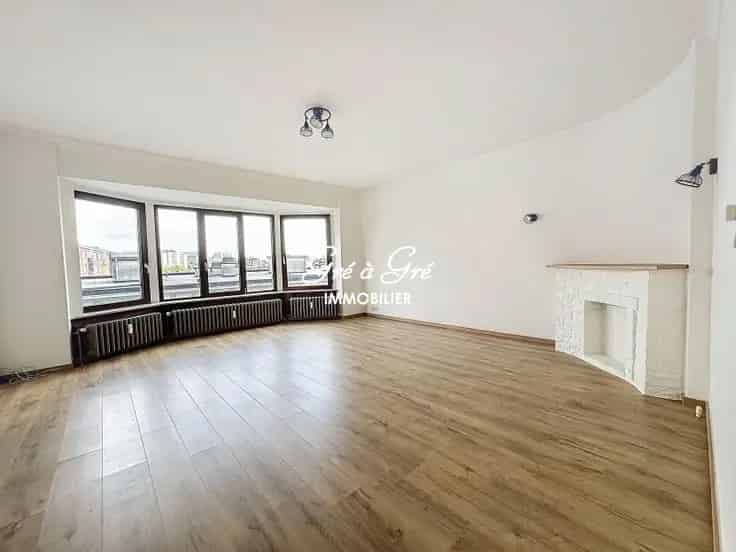Appartement Te Koop Meiser: Licht, Gerenoveerd, 2 slaapkamers