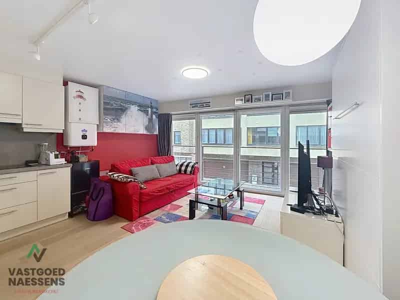 Appartement te huur Zeedijk: Instapklare Studio